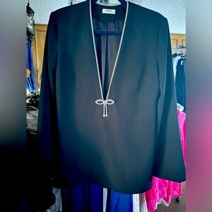 Rumored Black top w/ rhinestones